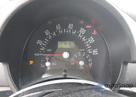 2001 Volkswagen New Beetle Gls z USA, uszkodzony, nr VIN 3VWCK21CX1M451363